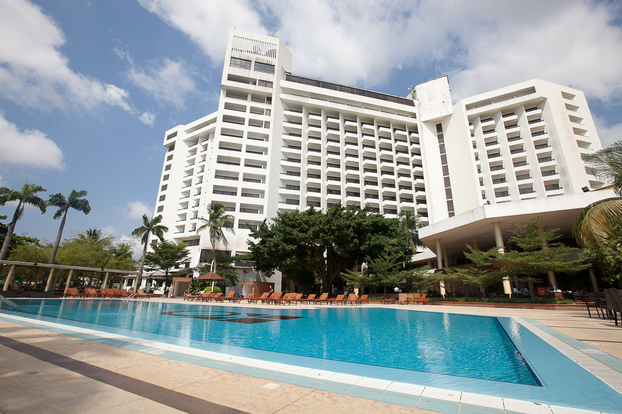 Eko Hotel Main Building Lagos Exterior photo